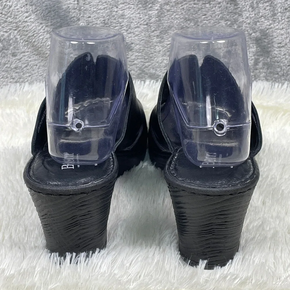 Born Wedge Sandals Womens 9 Black Very Good Leather Peep Toe Slides F22903